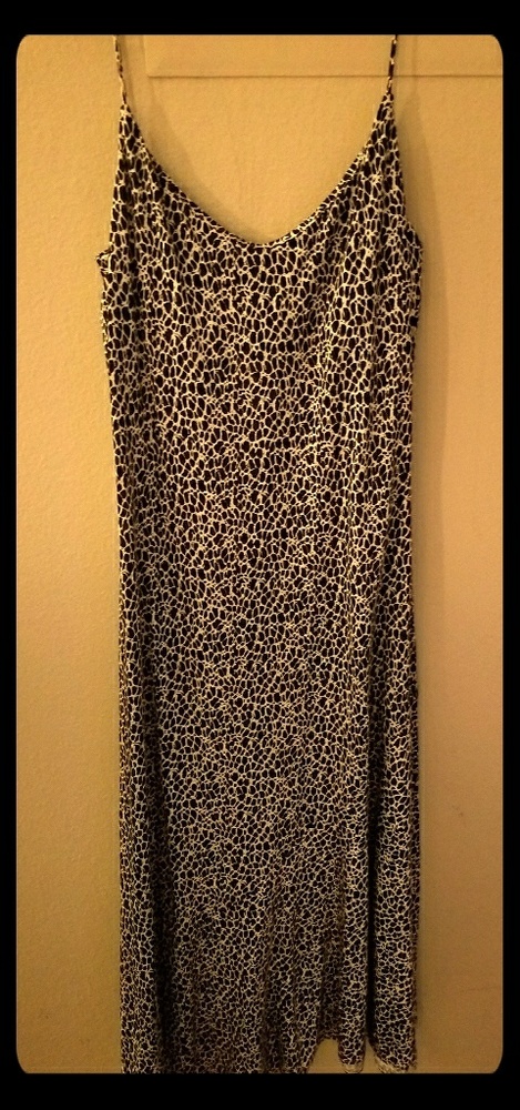 Banana republic black and white dress